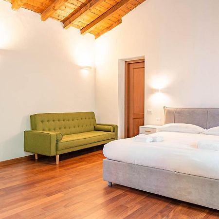 Appartamento Le Guglie In Piazza Castello - Centro Storico Milano Eksteriør bilde